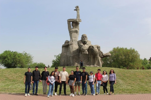 Foreign students of the SFedU International Institute of Interdisciplinary Education and Ibero-American Studies got acquainted with the traditions of celebrating Victory Day
