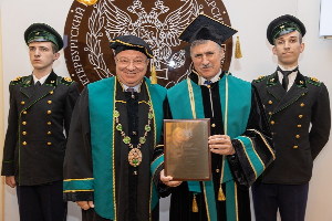 Ученый ЮФУ, Игорь Каляев стал Почетным доктором Санкт-Петербургского политехнического университета Петра Великого