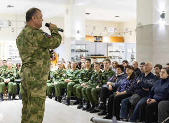 В таганрогском кампусе ЮФУ отпраздновали День героев Отечества