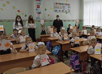 Студенты ЮФУ из Новошахтинска к Дню пожилого человека провели акцию «Добрая открытка»