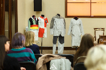 На открытой лекции «АРТ–Сезона» ЮФУ слушатели познакомились с историей авангардного театрального костюма